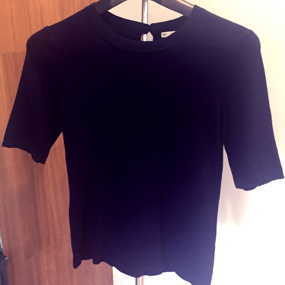 Zara knit navy blue short sleeved shirt, Small